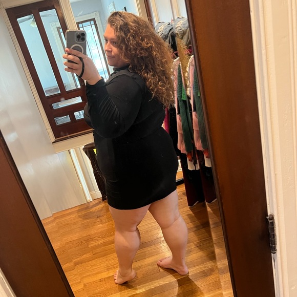 Boohooplus double slinky twist front dress - Picture 3 of 4